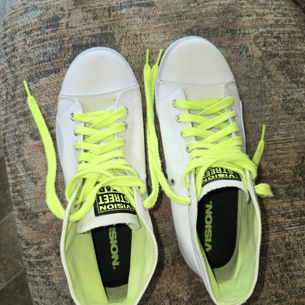 NWOT Vision Streetwear White And Lime Green High Top Skateboarding Shoe